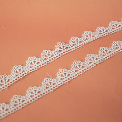 Chantilly Milky Lace (CH#90)