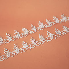 Chantilly Milky Lace (CH#99)