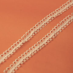 Chantilly Milky Lace (CH#122)